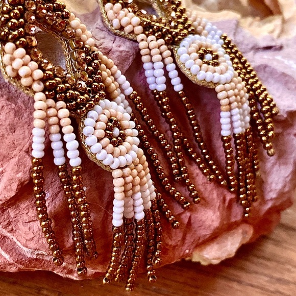 NWT Gorgeous Deepa Gurnani Beaded Chandeliers - Picture 4 of 8